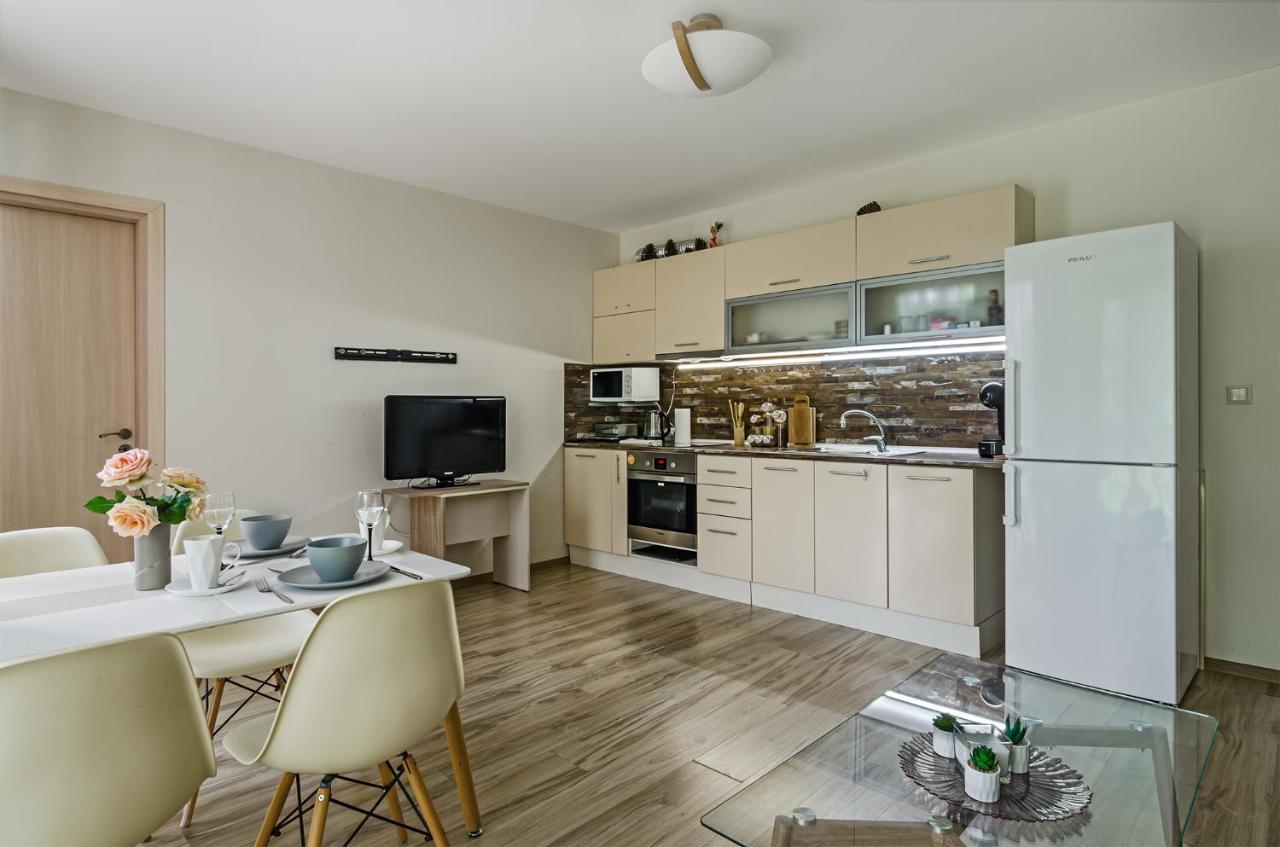 Garden Palace Apartment Варна Екстериор снимка