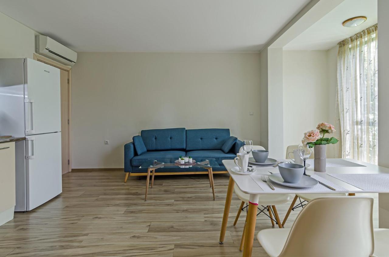 Garden Palace Apartment Варна Екстериор снимка